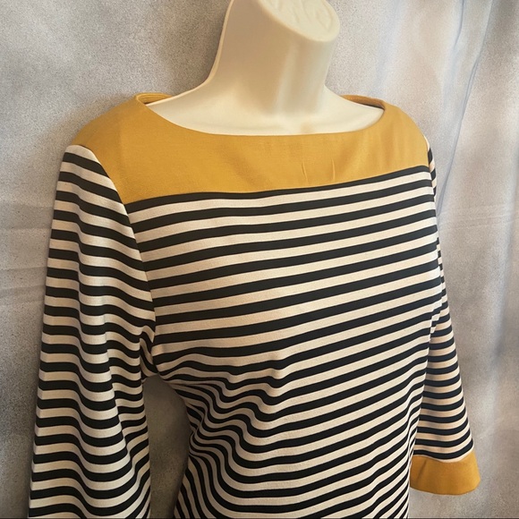 Color-blocked and cute! - Picture 3 of 10